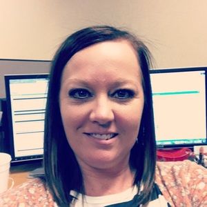 Meet your Posher, Melissa